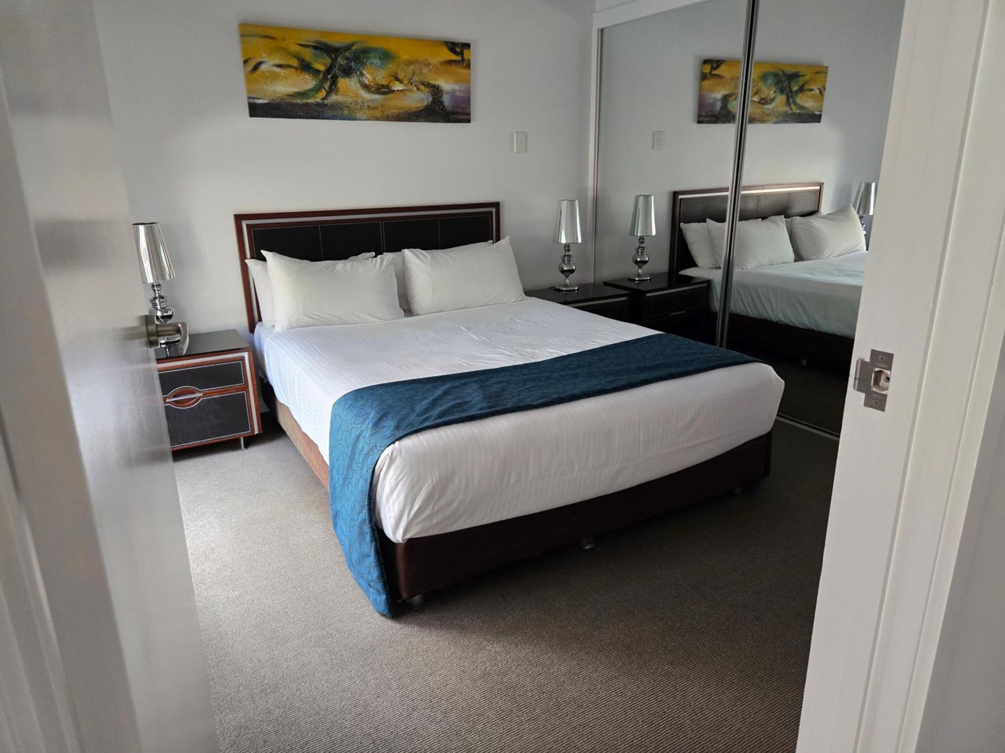 Quarterdecks Retreat * Urangan
