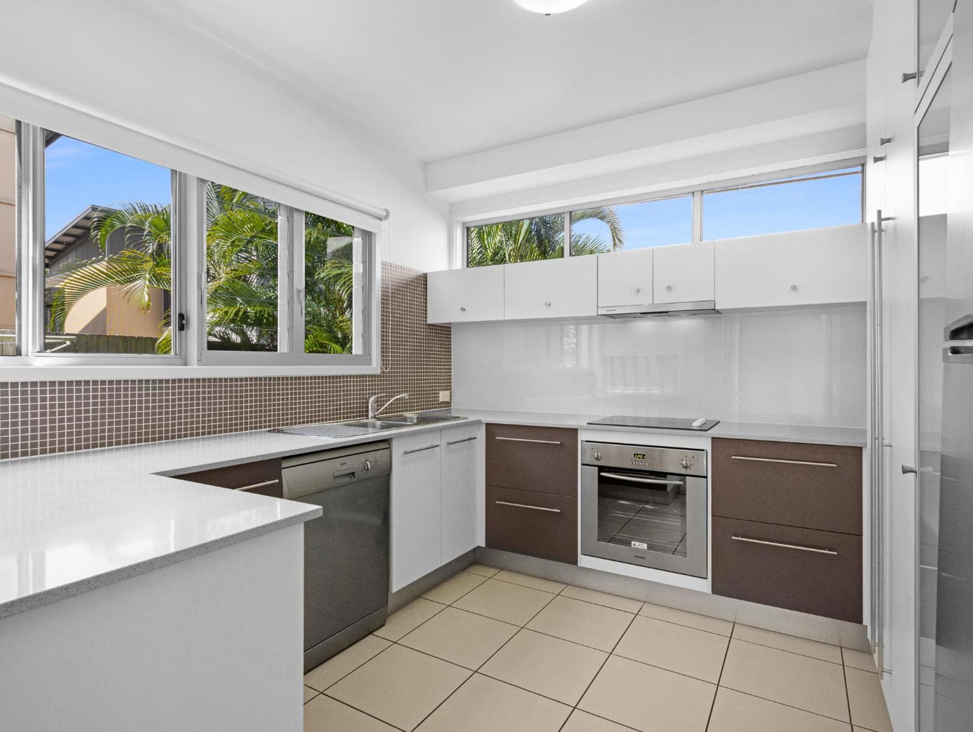 Quarterdecks Retreat Villa Urangan