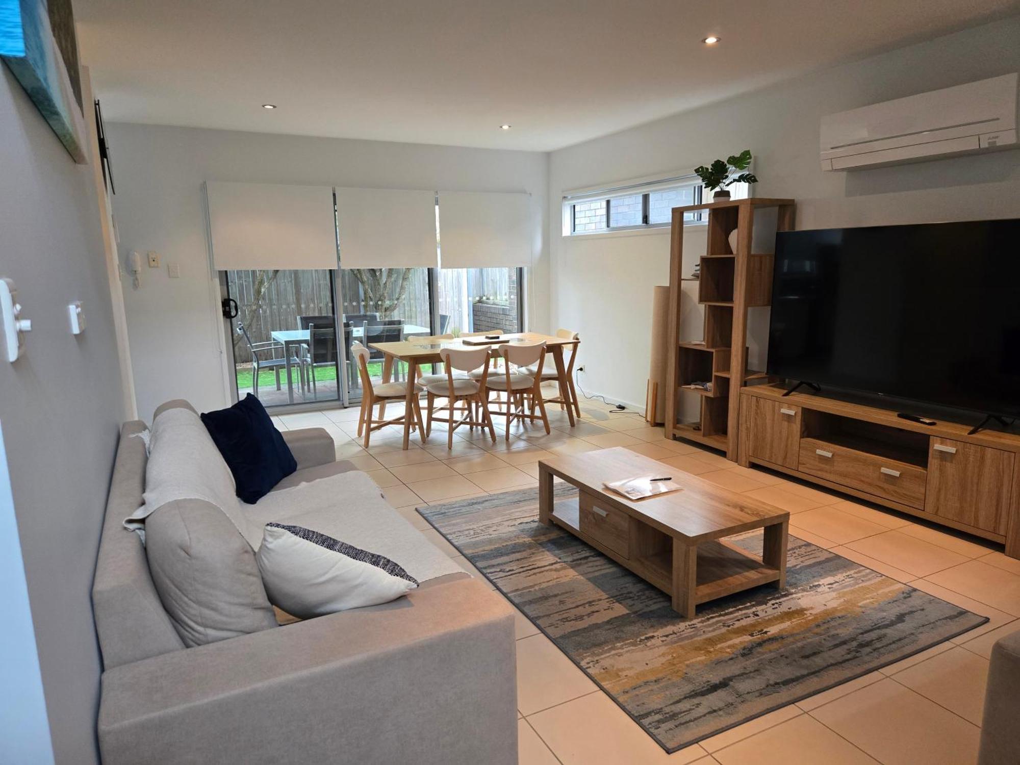 Quarterdecks Retreat Villa *